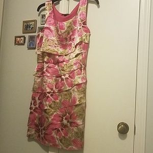 Stylish Pink Floral Pencil Dress